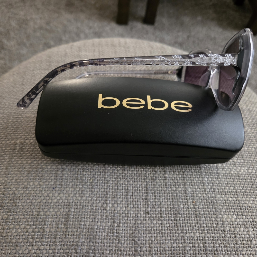 Bebe Women's Sunglasses - Black and Clear NWOT with Case - Picture 2 of 2
